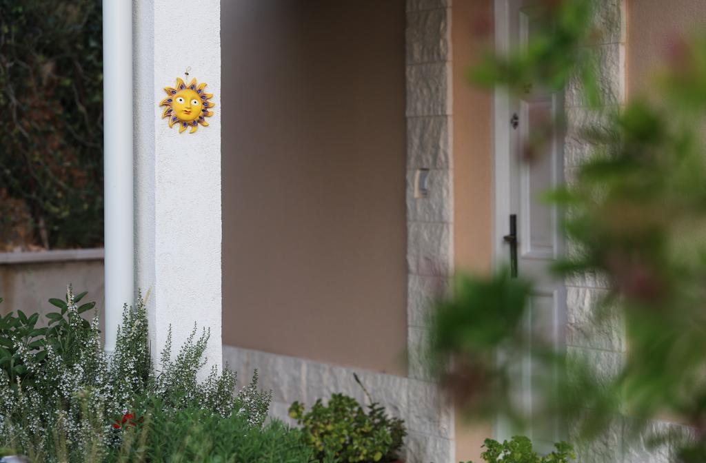 Apartment Smile Podstrana Exterior photo